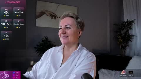 Snapshot of nika_smit chatting on 02-23-25, 08:49 Nika online show from 02-23-25, 08:49