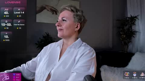 Snapshot of nika_smit chatting on 02-23-25, 11:55 Nika online show from 02-23-25, 11:55