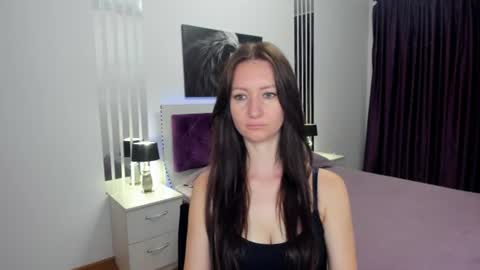 Snapshot of nikalewis chatting on 07-14-26, 04:39 NikaLewis online show from 07-14-26, 04:39