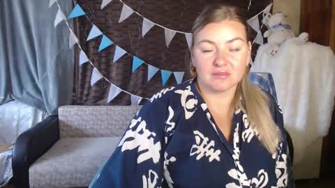 Nika online show from 09-27-25, 03:55