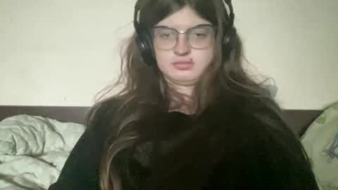 Snapshot of nikaxzimax chatting on 10-16-25, 07:09 NikaXZimax online show from 10-16-25, 07:09