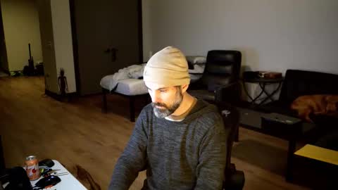 Nike Jude online show from 12-22-25, 10:45