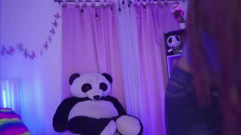 Snapshot of nikerly_hot chatting on 05-07-26, 11:37 NIKERLY online show from 05-07-26, 11:37