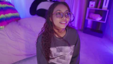 Snapshot of nikerly_hot chatting on 05-11-26, 02:45 NIKERLY online show from 05-11-26, 02:45