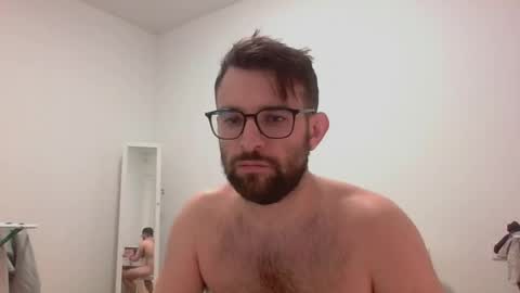 Snapshot of nikgenini chatting on 04-17-26, 01:47 Nik Jay online show from 04-17-26, 01:47