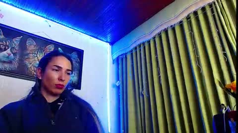 Snapshot of niki_1998 chatting on 03-05-25, 12:49 Natalia online show from 03-05-25, 12:49