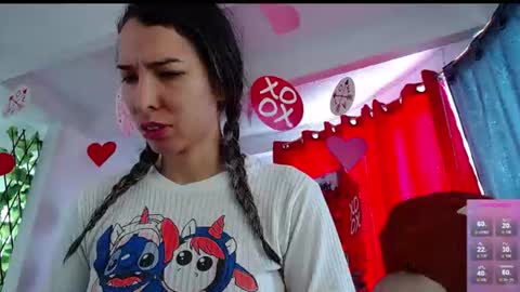 Snapshot of niki_1998 chatting on 06-12-26, 05:34 Natalia online show from 06-12-26, 05:34