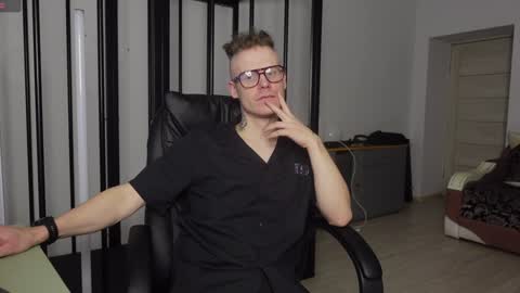 Snapshot of nikki_hard chatting on 12-13-24, 06:42 nikki online show from 12-13-24, 06:42