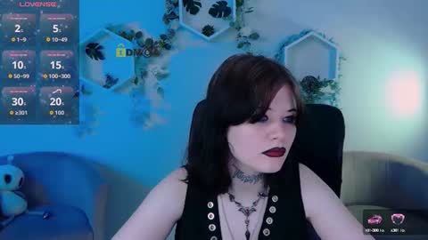 nikki_kiss_ online show from 06-19-26, 08:29
