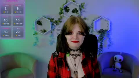 nikki_kiss_ online show from 07-06-26, 08:33