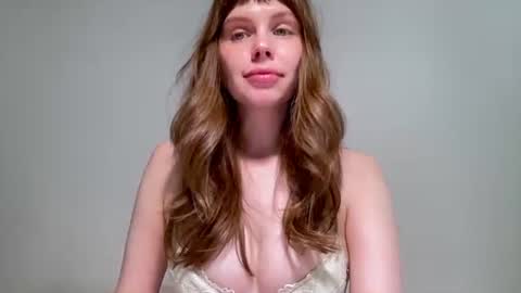 Snapshot of nikki_mi chatting on 06-13-26, 10:02 Nikki online show from 06-13-26, 10:02