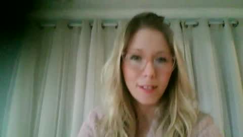 nikkib653466 online show from 01-07-26, 03:03