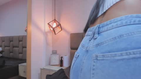 Snapshot of nikkii_vegaa chatting on 10-01-25, 04:18 Nikki online show from 10-01-25, 04:18