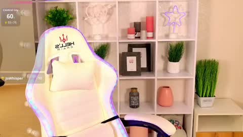 NikkiVelvets online show from 05-19-26, 01:56
