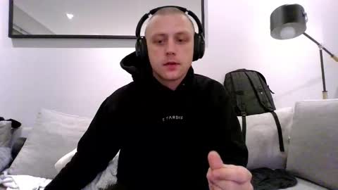 Isthisreal online show from 02-09-25, 06:22