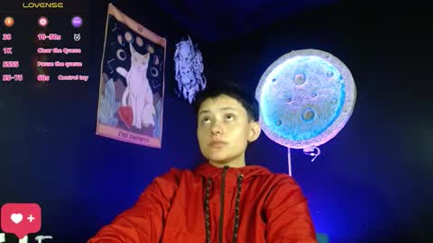 Nikky online show from 12-17-25, 01:06