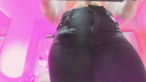     online show from 09-20-25, 11:22