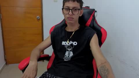 niklaus_wolf online show from 03-23-26, 05:06