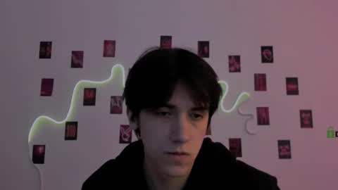 Snapshot of niko_vorn chatting on 03-01-26, 10:06 niko_vorn online show from 03-01-26, 10:06