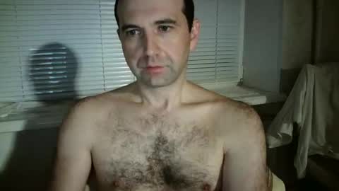 nikolas_vaz online show from 12-22-25, 10:07