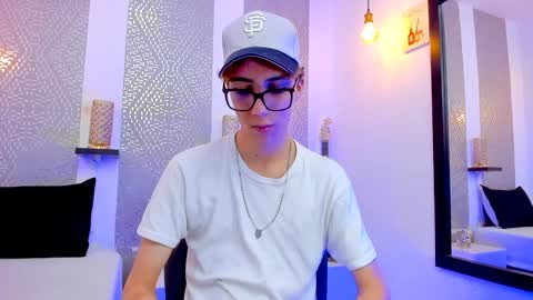    online show from 01-08-25, 07:03