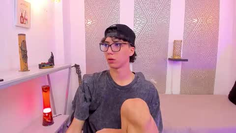    online show from 09-29-25, 04:39