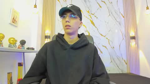    online show from 02-02-26, 04:00