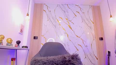    online show from 03-24-26, 03:55