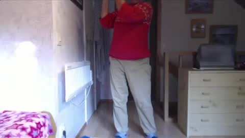 Nikole1 online show from 10-16-25, 08:15