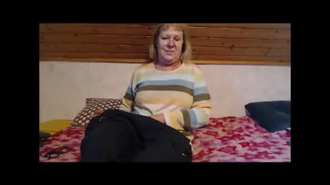 Nikole1 online show from 12-17-25, 10:43