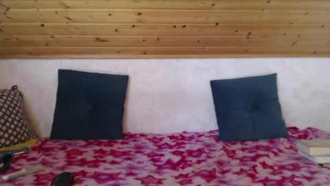 Snapshot of nikole111 chatting on 06-27-26, 12:22 Nikole1 online show from 06-27-26, 12:22