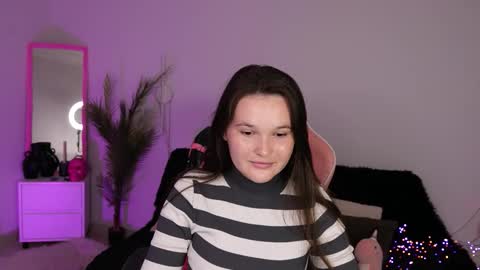 Snapshot of nikolfelix chatting on 10-27-25, 05:39 nikolfelix online show from 10-27-25, 05:39