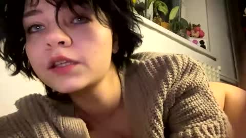 Snapshot of nikoli_naw chatting on 01-19-25, 08:19 nikoli_naw online show from 01-19-25, 08:19