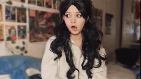 Snapshot of nikoli_naw chatting on 10-19-25, 03:45 nikoli_naw online show from 10-19-25, 03:45