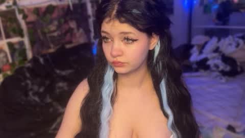 Snapshot of nikoli_naw chatting on 11-08-25, 04:07 nikoli_naw online show from 11-08-25, 04:07