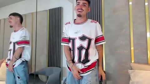 Snapshot of nikostone chatting on 10-14-25, 04:13 Niko Stone online show from 10-14-25, 04:13