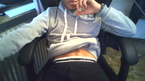 Snapshot of niksdick2121 chatting on 12-28-24, 12:35 niksdick2121 online show from 12-28-24, 12:35