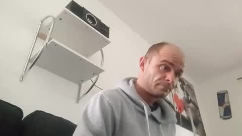 Snapshot of niksdick2121 chatting on 11-28-25, 11:35 niksdick2121 online show from 11-28-25, 11:35