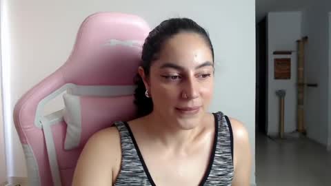 niky_blue online show from 02-02-25, 09:56