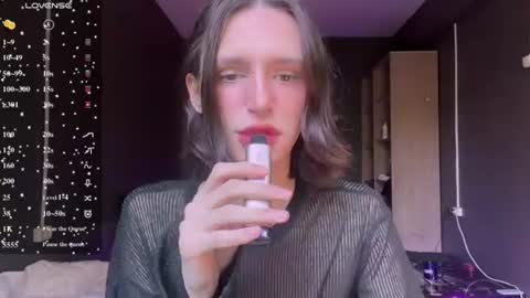 Niky online show from 06-19-26, 12:20