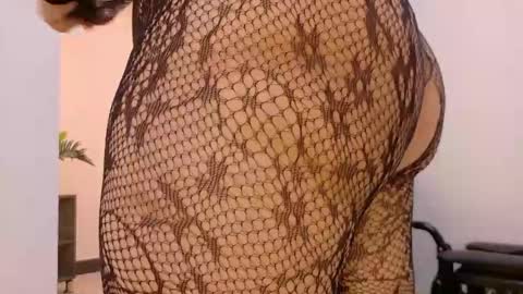  NIKY SMIT  online show from 02-24-25, 11:32