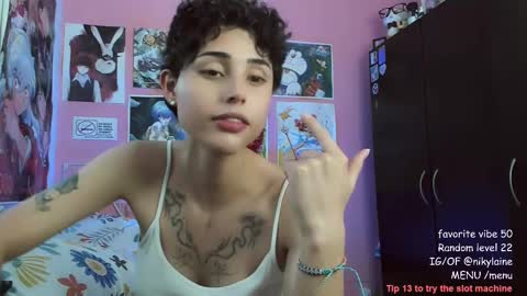 Nikylaine online show from 02-28-25, 12:42