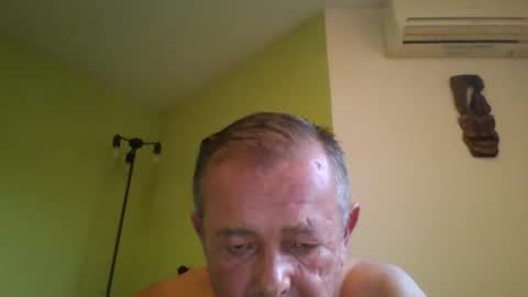 Snapshot of nikyo419 chatting on 09-16-25, 04:24 nikyo419 online show from 09-16-25, 04:24