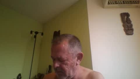 Snapshot of nikyo419 chatting on 10-18-25, 06:16 nikyo419 online show from 10-18-25, 06:16