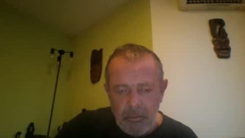 Snapshot of nikyo419 chatting on 10-27-25, 05:22 nikyo419 online show from 10-27-25, 05:22