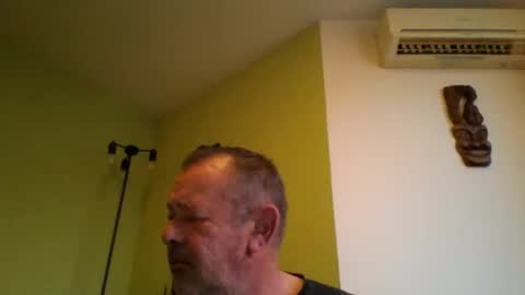 Snapshot of nikyo419 chatting on 11-03-25, 05:09 nikyo419 online show from 11-03-25, 05:09