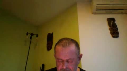 Snapshot of nikyo419 chatting on 11-10-25, 05:28 nikyo419 online show from 11-10-25, 05:28