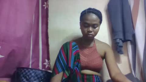 nilah online show from 11-18-25, 03:01