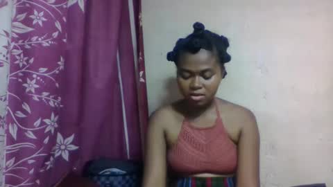 nilah online show from 12-17-25, 05:41