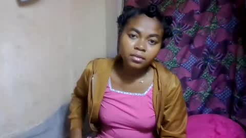 Snapshot of nilahmarie chatting on 06-08-26, 05:02 nilah online show from 06-08-26, 05:02